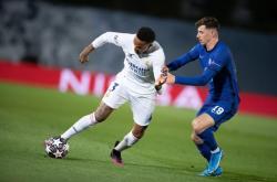 爱游戏入口休斯敦火箭迎欧冠关键赛；窗口期遗憾出局；气氛紧张；更衣室氛围转暖的简单介绍